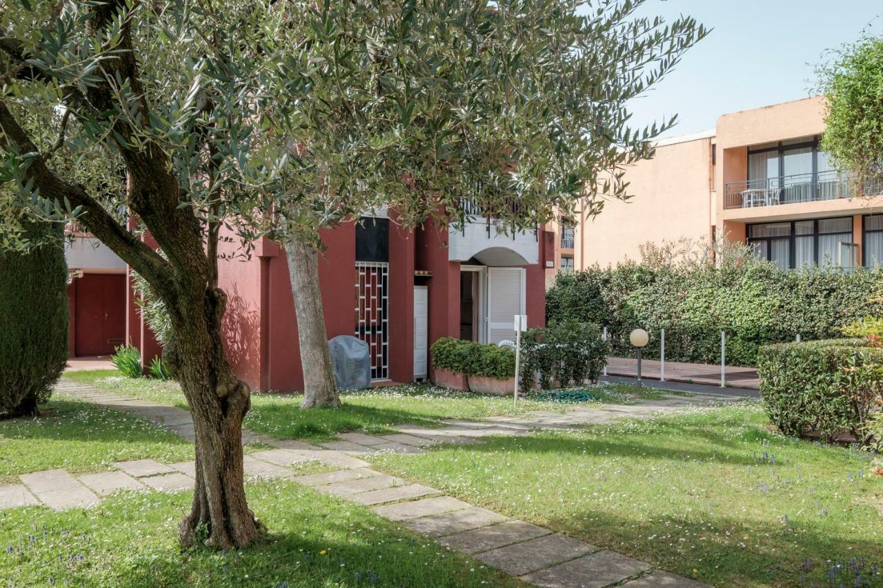 Residence Holiday Sirmione B8 ภายนอก รูปภาพ